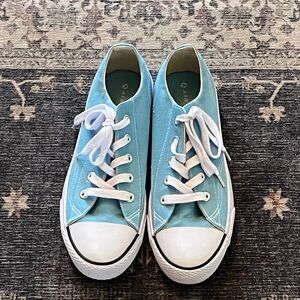 Airwalk Sky Blue Canvas Low-Top Sneakers